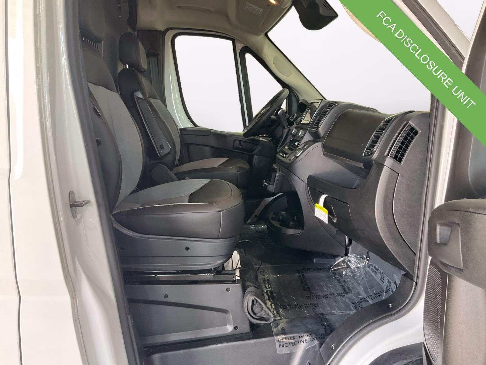 2025 Bright White Clearcoat Ram Promaster 2500 Low Roof Tradesman FWD Van