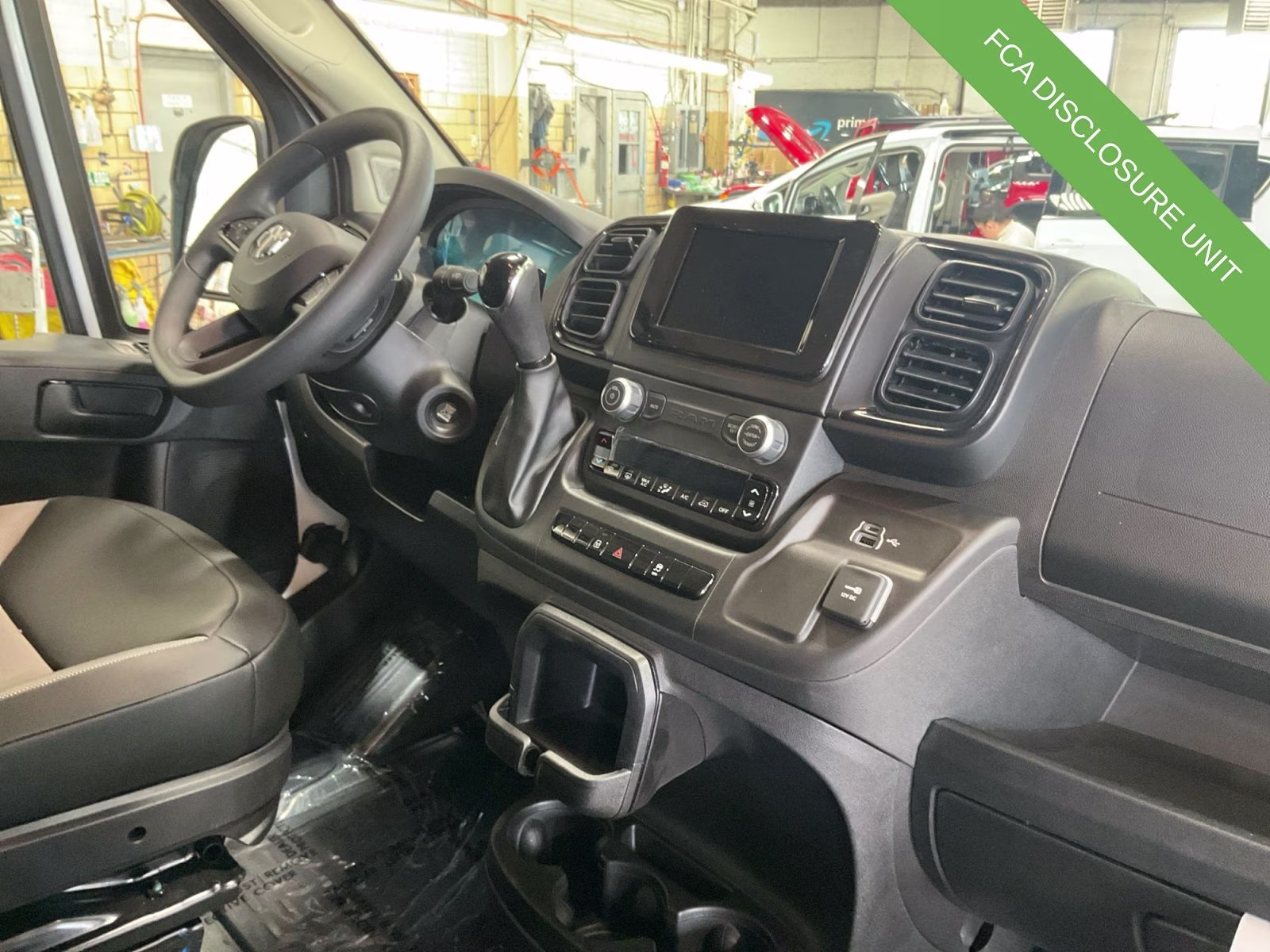 2025 Bright White Clearcoat Ram Promaster 2500 Low Roof Tradesman FWD Van
