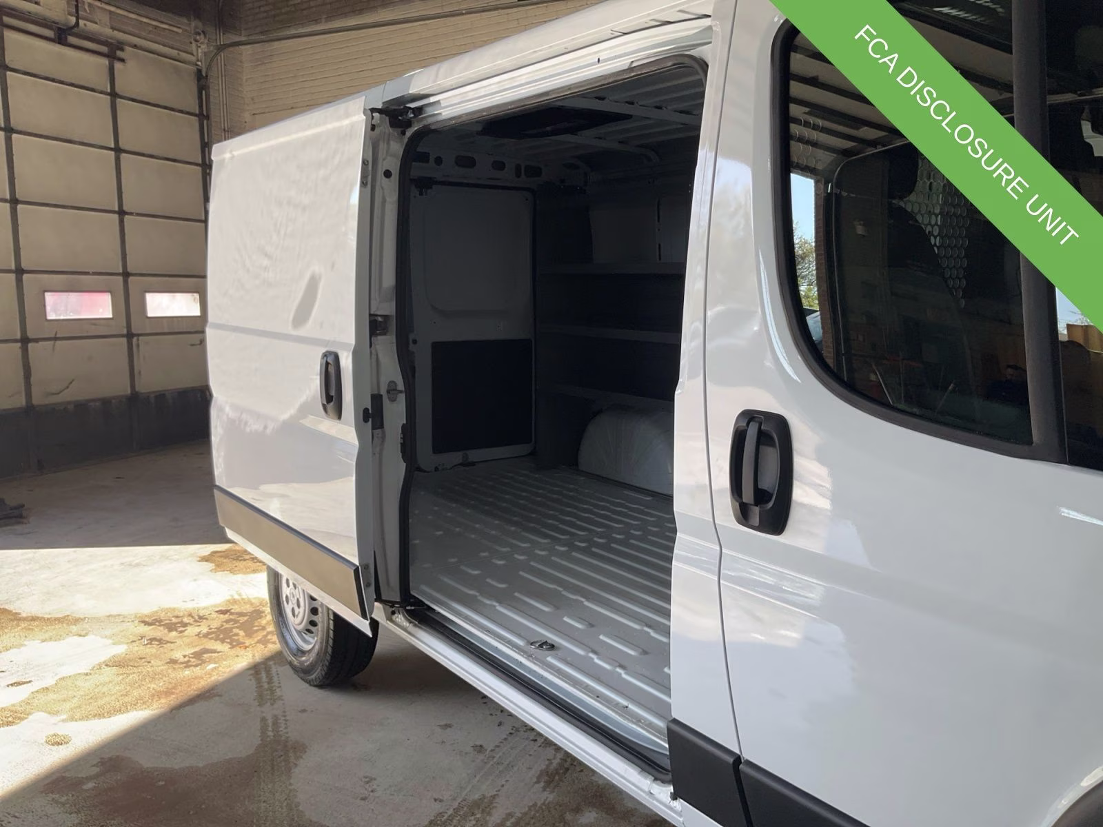 2025 Bright White Clearcoat Ram Promaster 2500 Low Roof Tradesman FWD Van