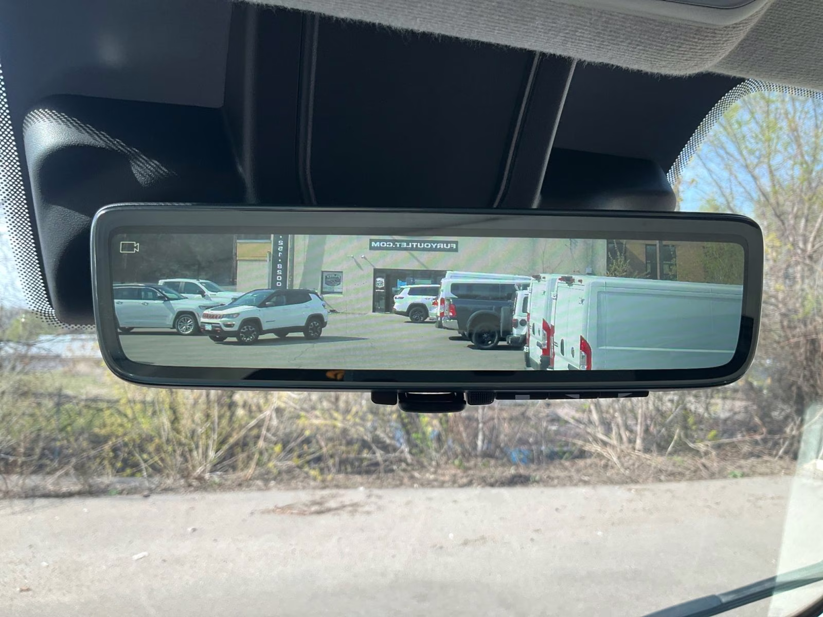 2025 Bright White Clearcoat Ram Promaster 2500 Low Roof Tradesman FWD Van