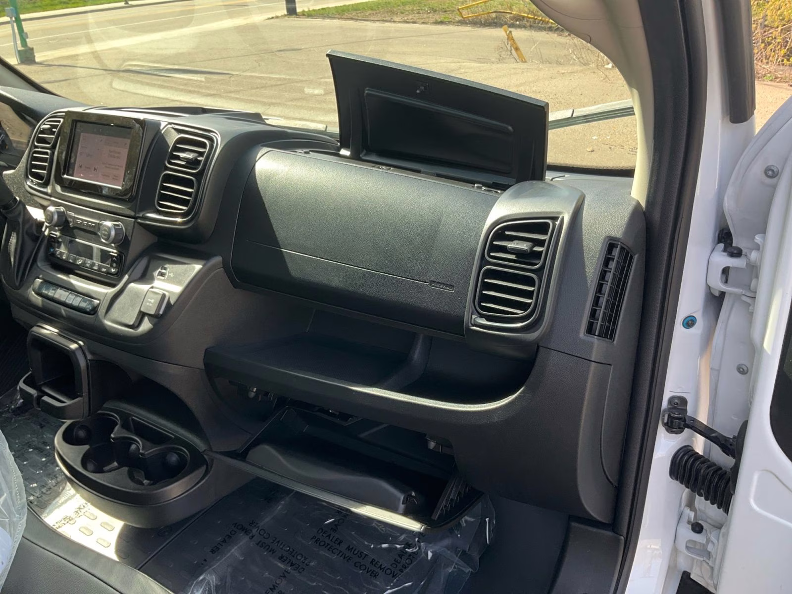 2025 Bright White Clearcoat Ram Promaster 2500 Low Roof Tradesman FWD Van