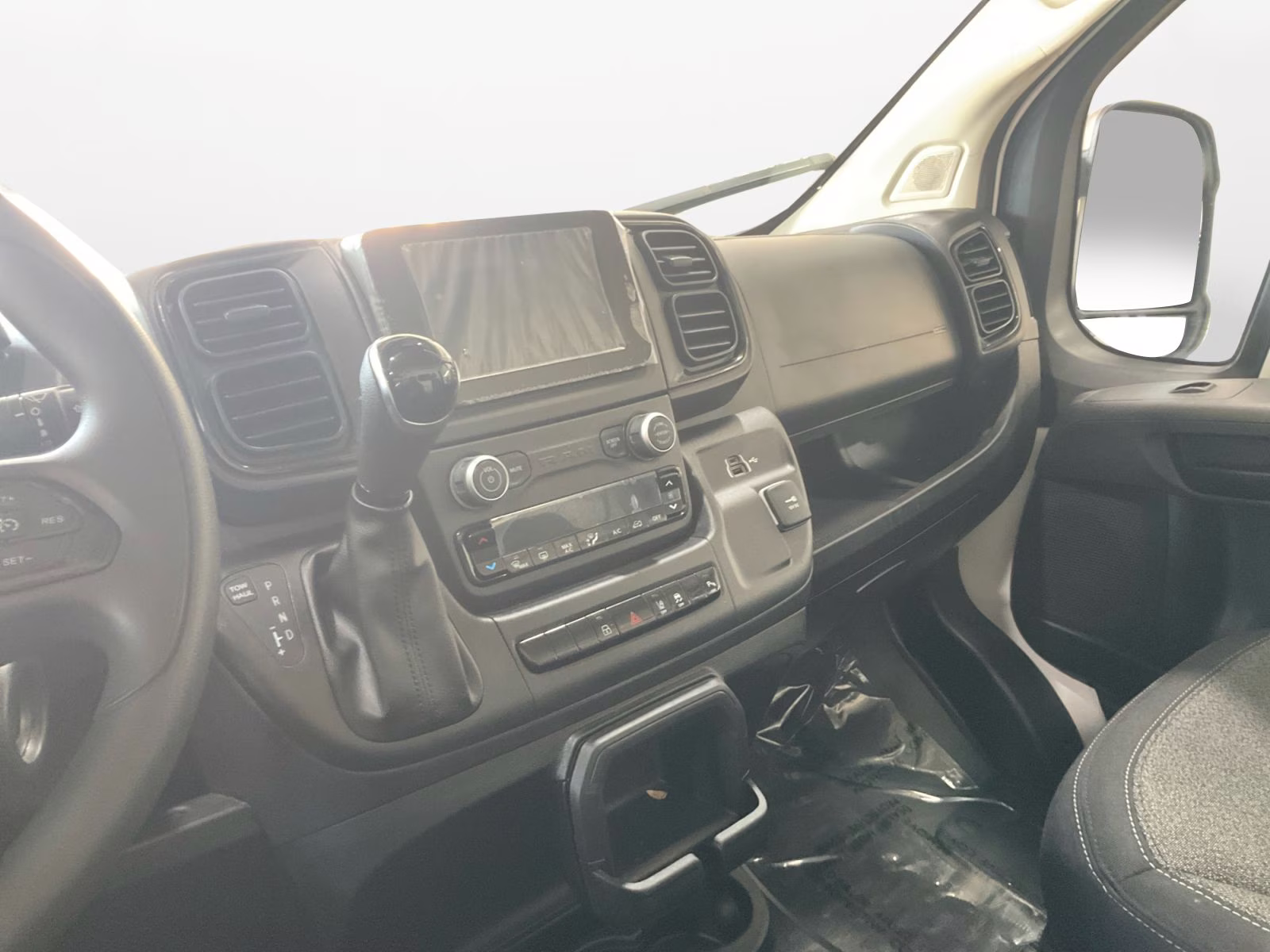 2025 Bright White Clearcoat Ram Promaster 2500 Low Roof Tradesman FWD Van