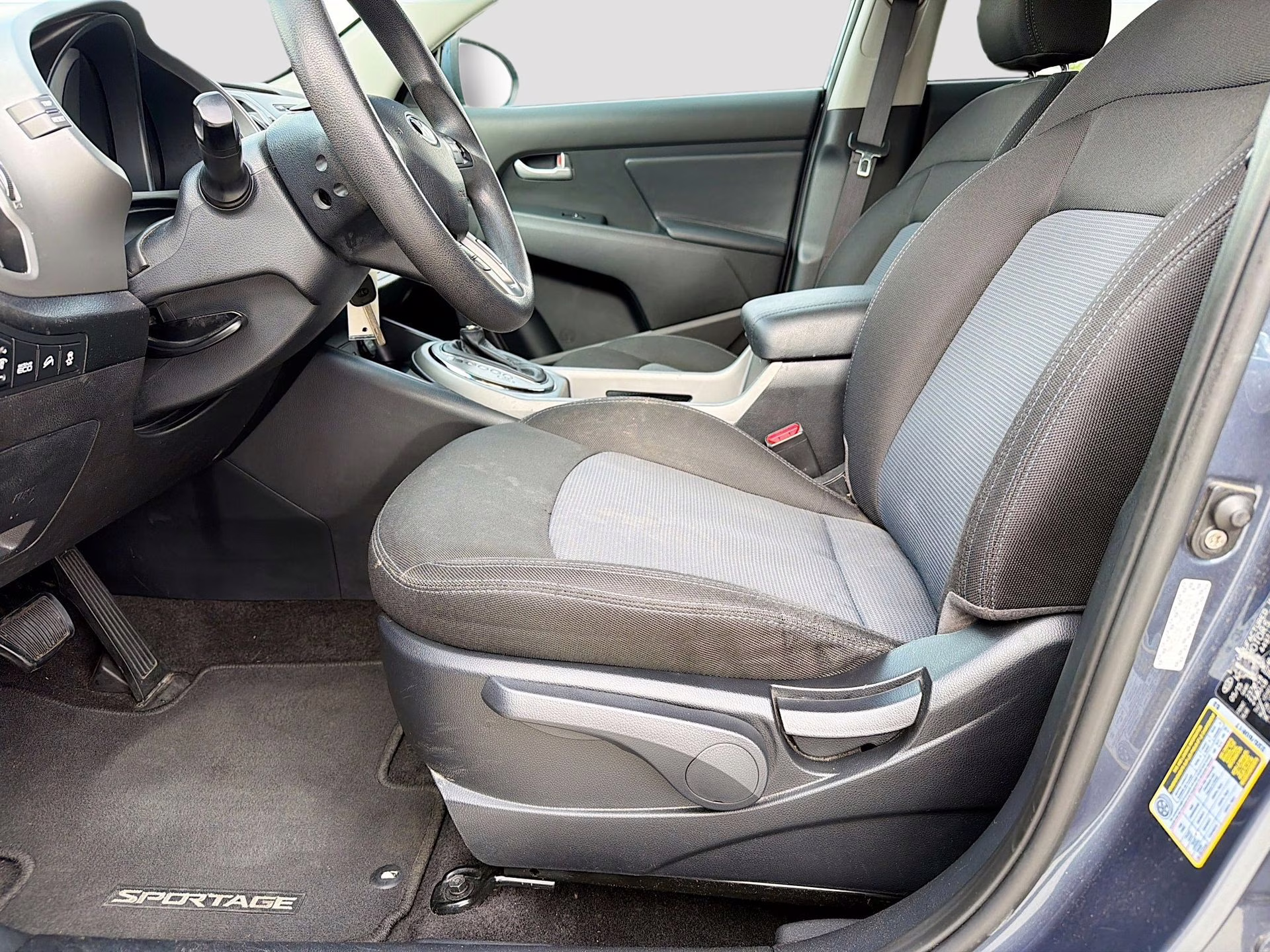 2016 Twilight Blue Kia Sportage LX FWD SUV