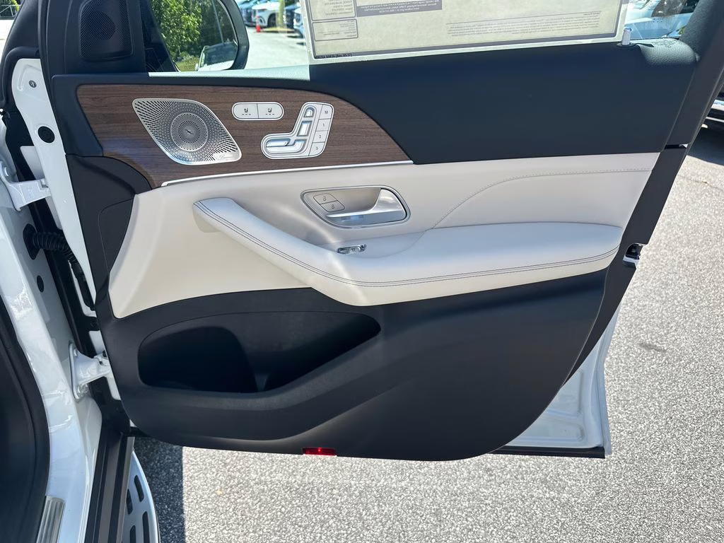 2026 Moonlight Mercedes-Benz GLS GLS 450 AWD SUV