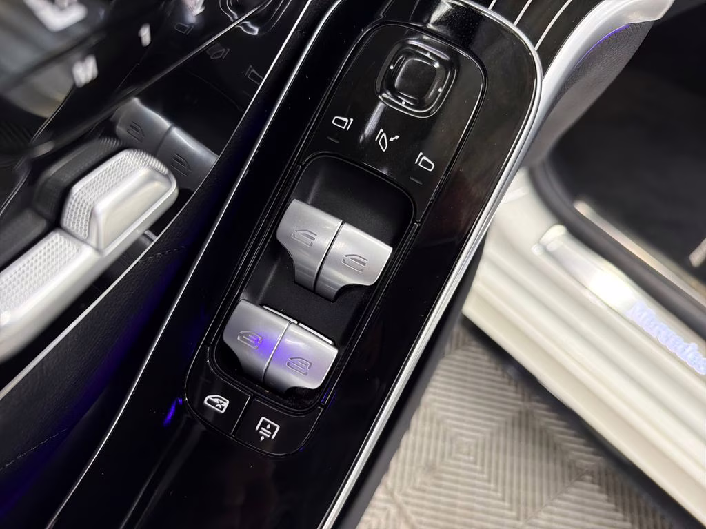 2021 designo Diamond White Metallic Mercedes-Benz S-Class S 580 AWD Sedan