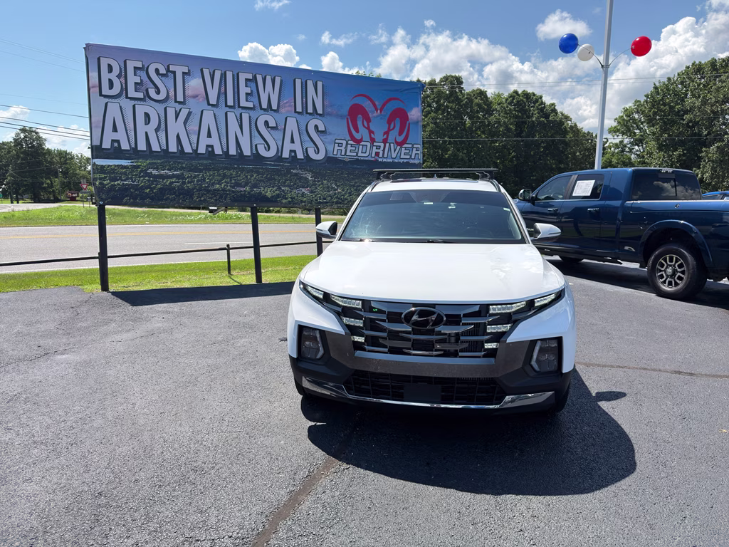 2023 Atlas White Hyundai Santa Cruz Limited AWD Truck