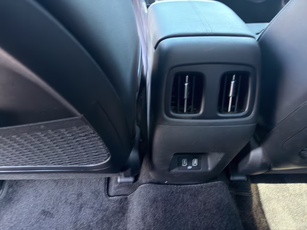 2023 Atlas White Hyundai Santa Cruz Limited AWD Truck