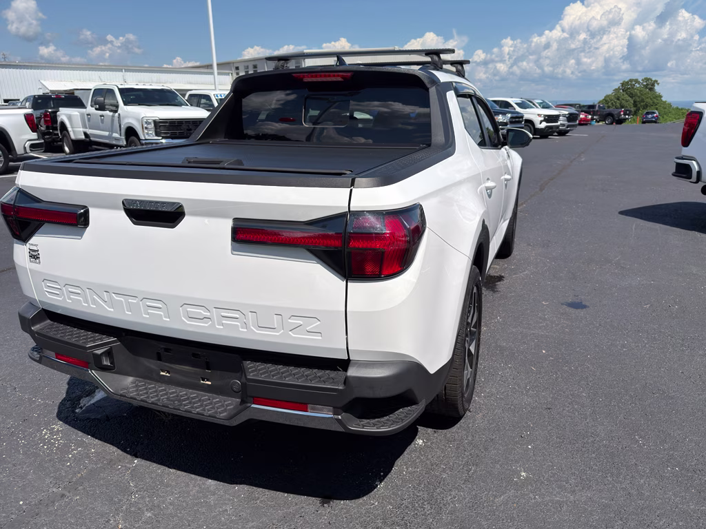 2023 Atlas White Hyundai Santa Cruz Limited AWD Truck