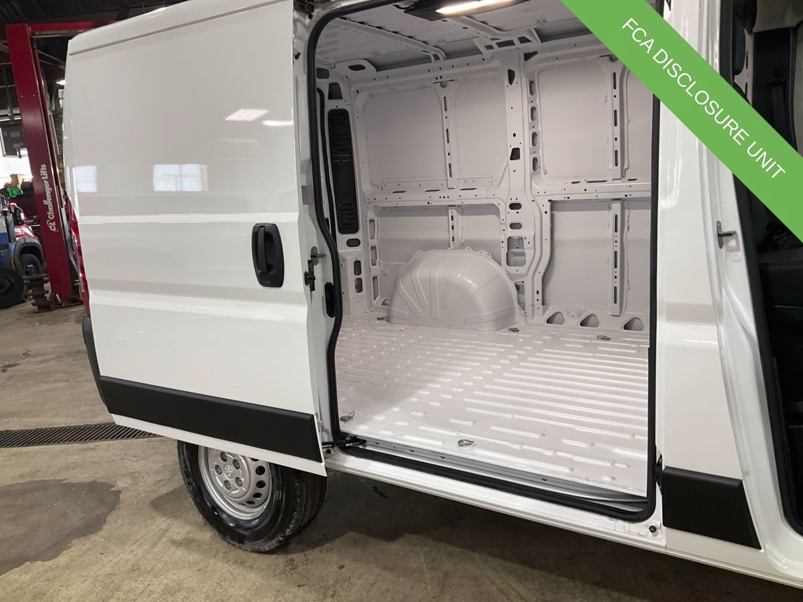 2025 Bright White Clearcoat Ram ProMaster 1500 Low Roof FWD Van