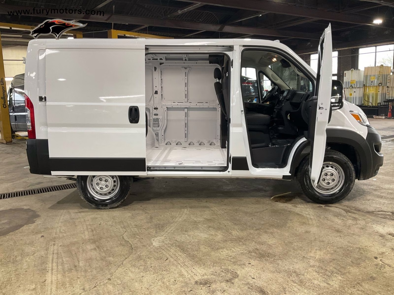 2025 Bright White Clearcoat Ram ProMaster 1500 Low Roof FWD Van