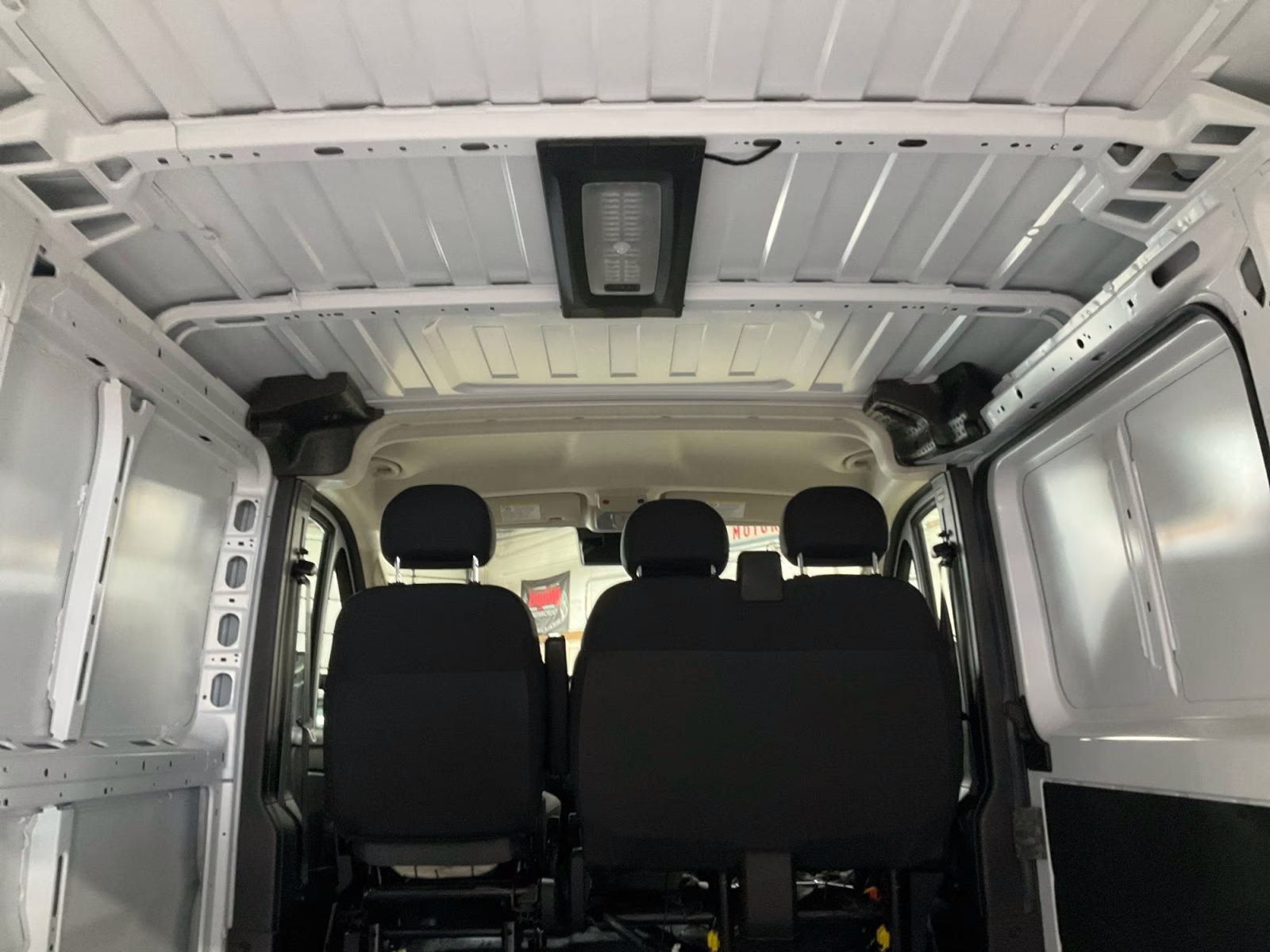 2025 Bright White Clearcoat Ram ProMaster 1500 Low Roof FWD Van