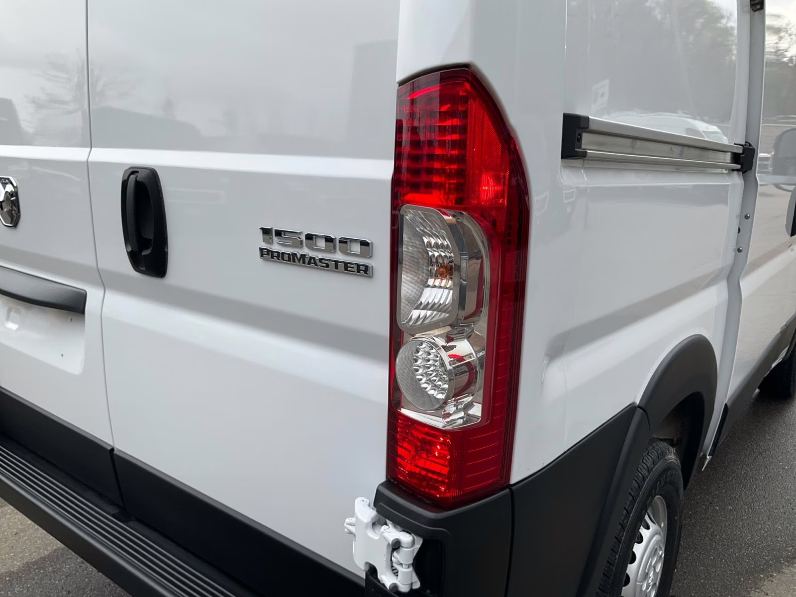 2025 Bright White Clearcoat Ram ProMaster 1500 Low Roof FWD Van