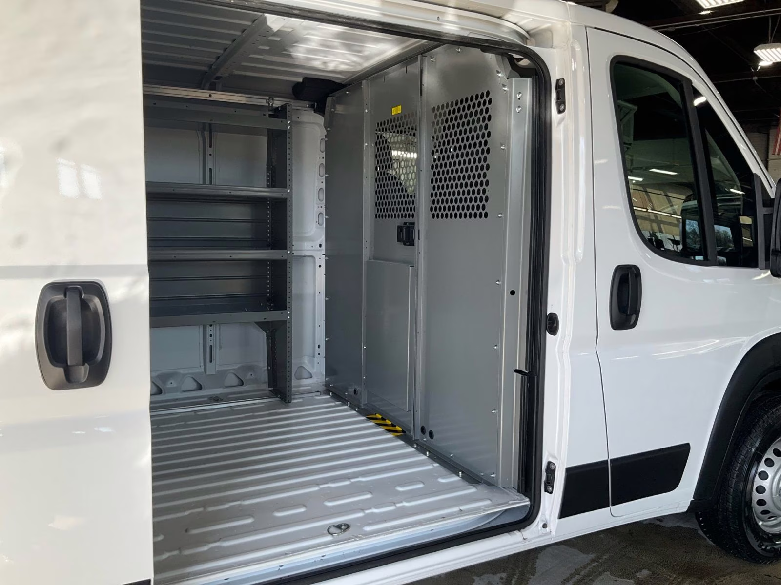 2025 Bright White Clearcoat Ram Promaster 2500 Low Roof Tradesman FWD Van