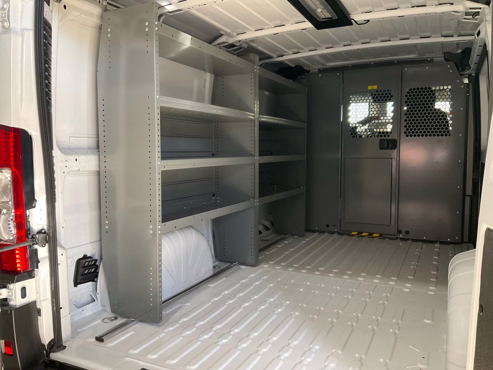 2025 Bright White Clearcoat Ram Promaster 2500 Low Roof Tradesman FWD Van