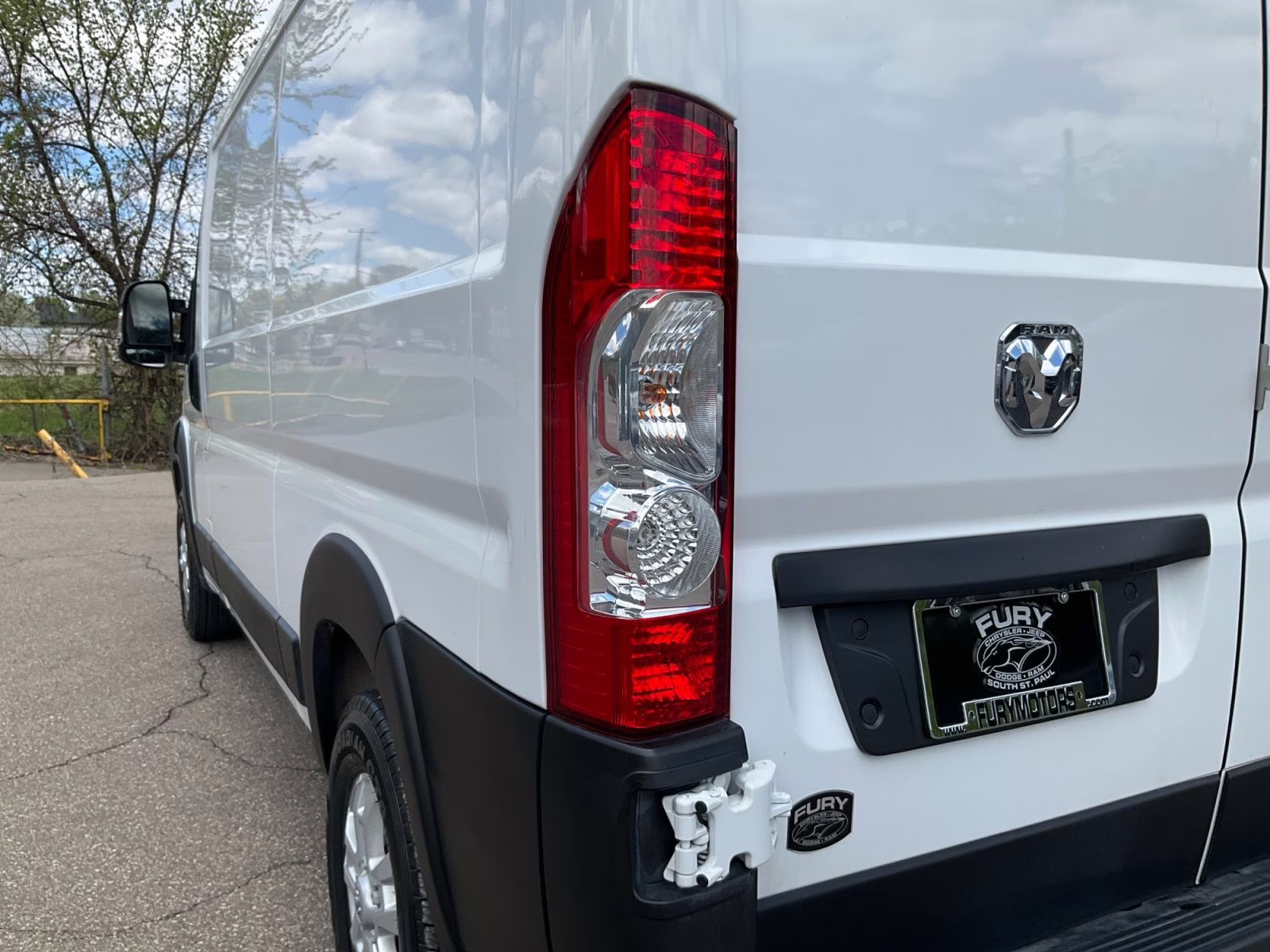 2024 Bright White Clearcoat Ram Promaster 2500 Low Roof SLT FWD Van