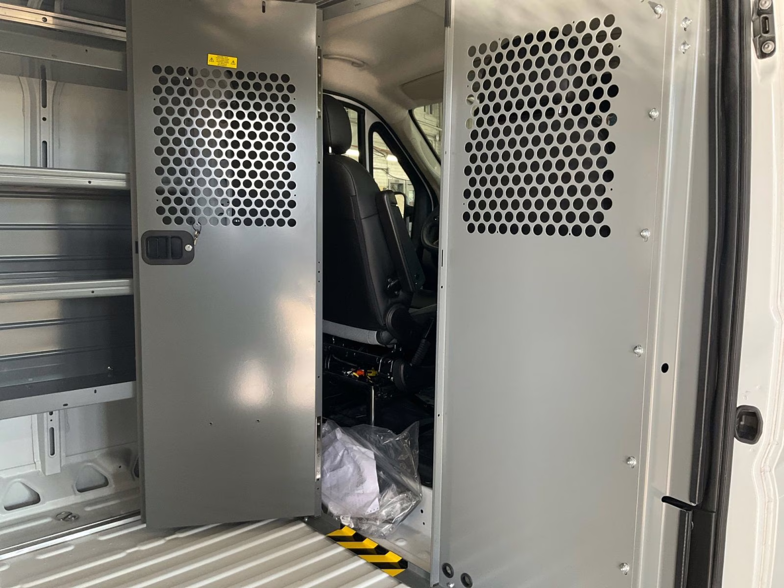 2025 Bright White Clearcoat Ram Promaster 2500 Low Roof Tradesman FWD Van