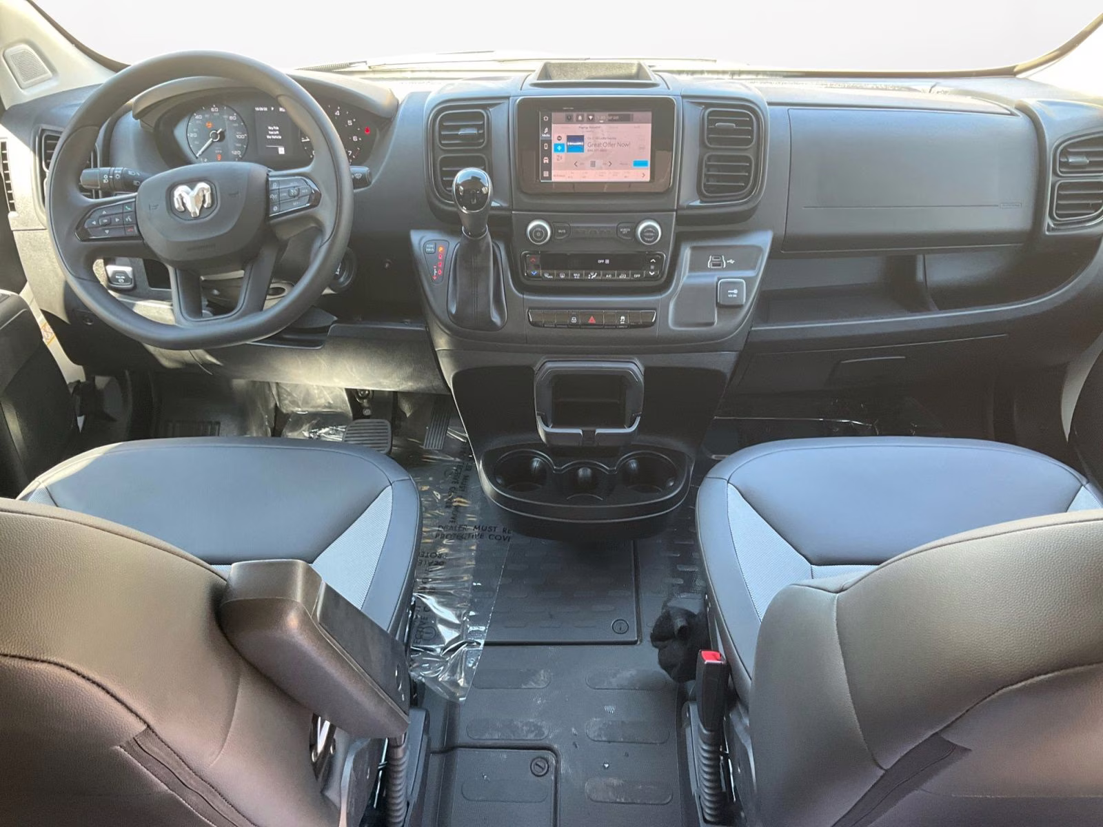 2025 Bright White Clearcoat Ram Promaster 2500 Low Roof Tradesman FWD Van