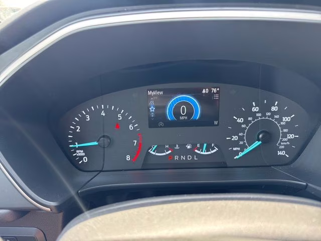 2022 White Metallic Ford Escape SE AWD SUV