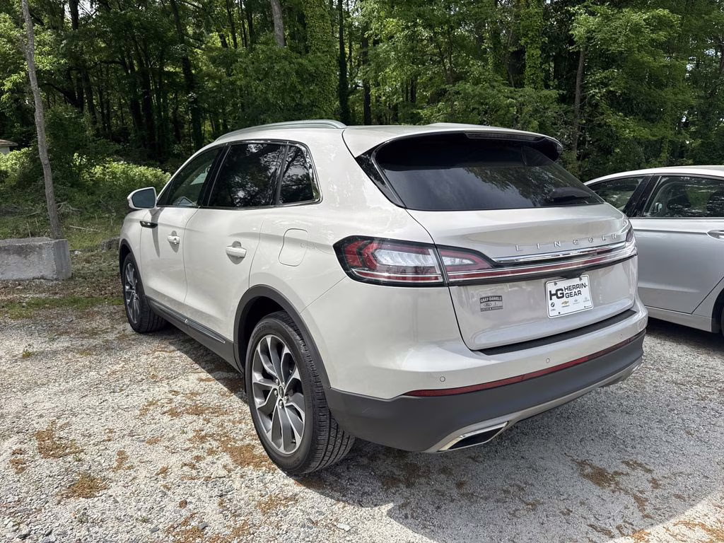 2023 Pearl Metallic Lincoln Nautilus Reserve AWD SUV
