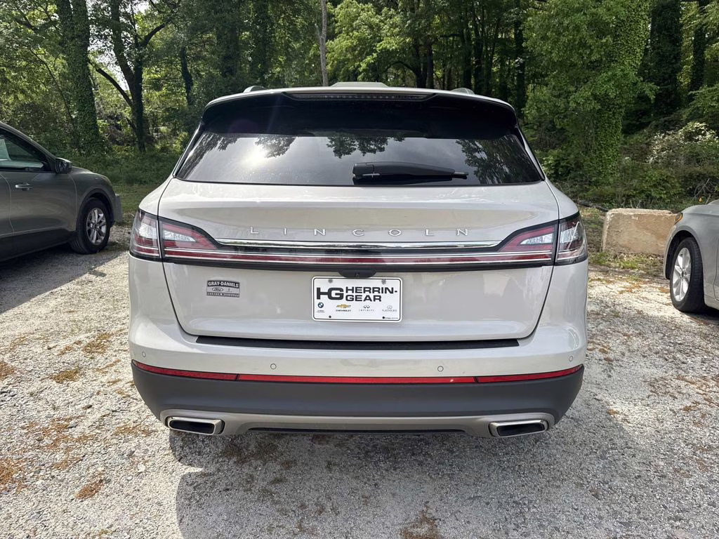 2023 Pearl Metallic Lincoln Nautilus Reserve AWD SUV