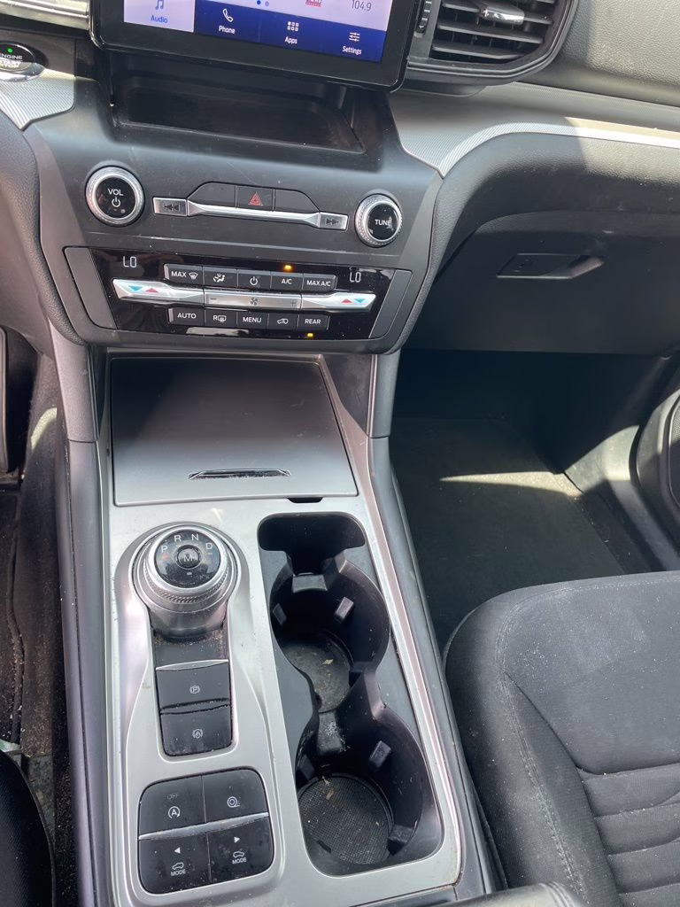 2020 Agate Black Metallic Ford Explorer XLT RWD SUV