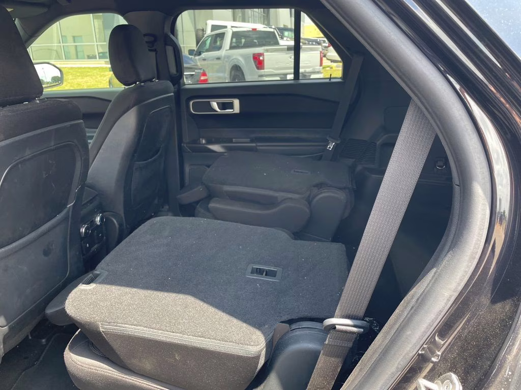 2020 Agate Black Metallic Ford Explorer XLT RWD SUV