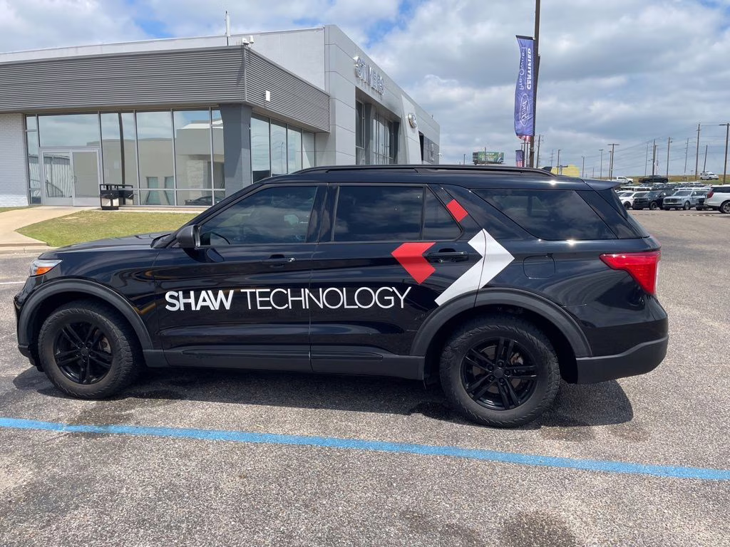 2020 Agate Black Metallic Ford Explorer XLT RWD SUV