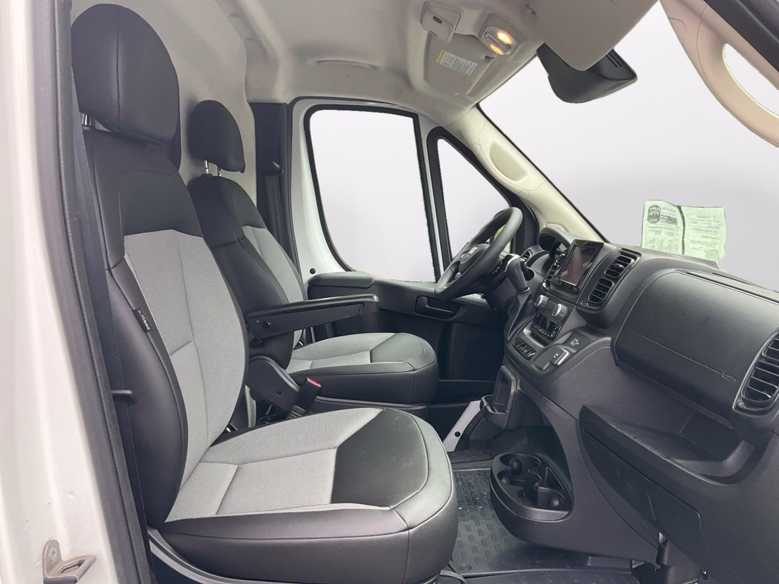 2025 Bright White Clearcoat Ram ProMaster 1500 Low Roof FWD Van