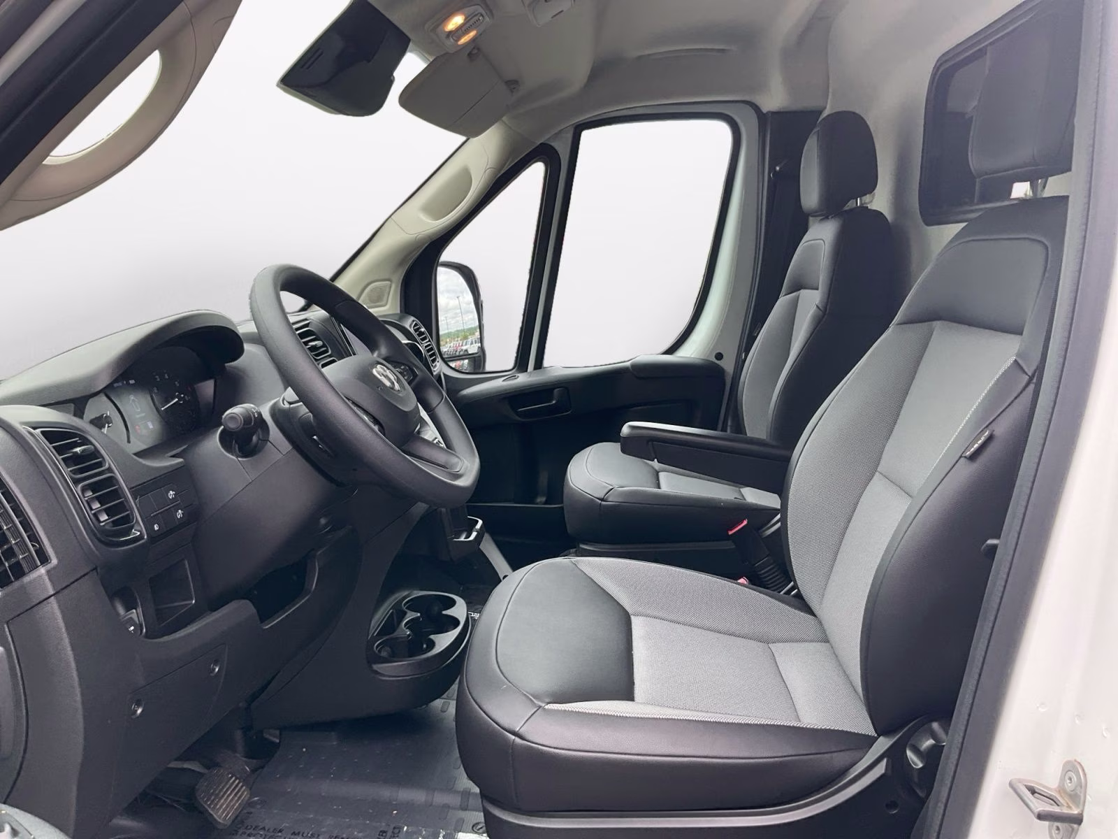 2025 Bright White Clearcoat Ram ProMaster 1500 Low Roof FWD Van