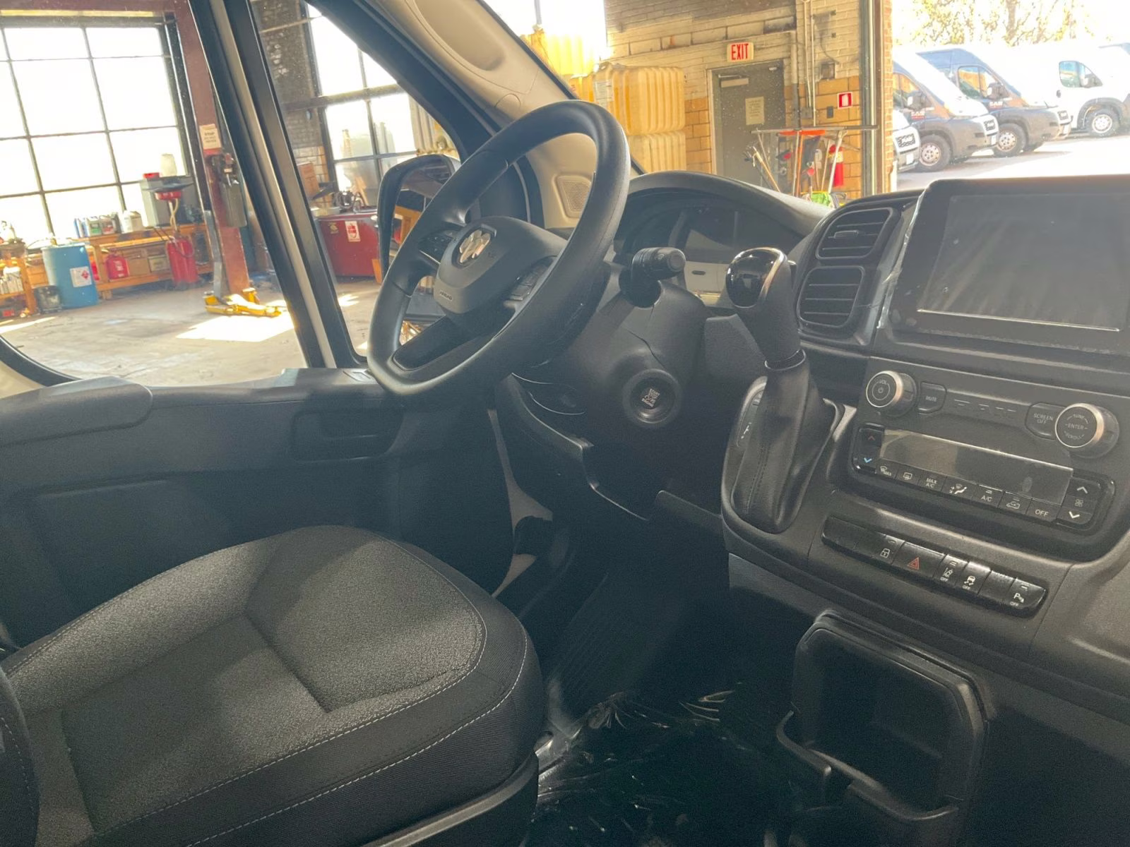 2025 Bright White Clearcoat Ram Promaster 2500 Low Roof Tradesman FWD Van