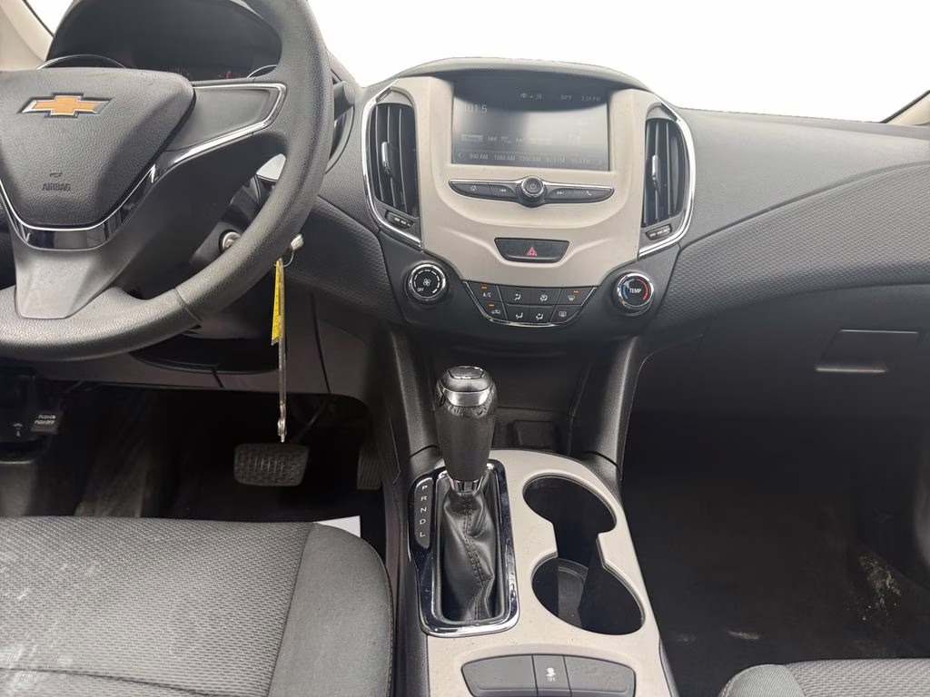 2018 Mosaic Black Metallic Chevrolet Cruze LS FWD Sedan