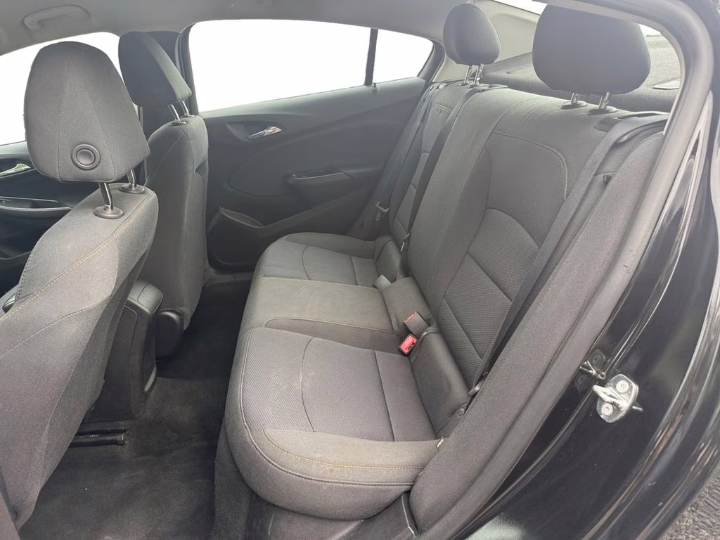 2018 Mosaic Black Metallic Chevrolet Cruze LS FWD Sedan