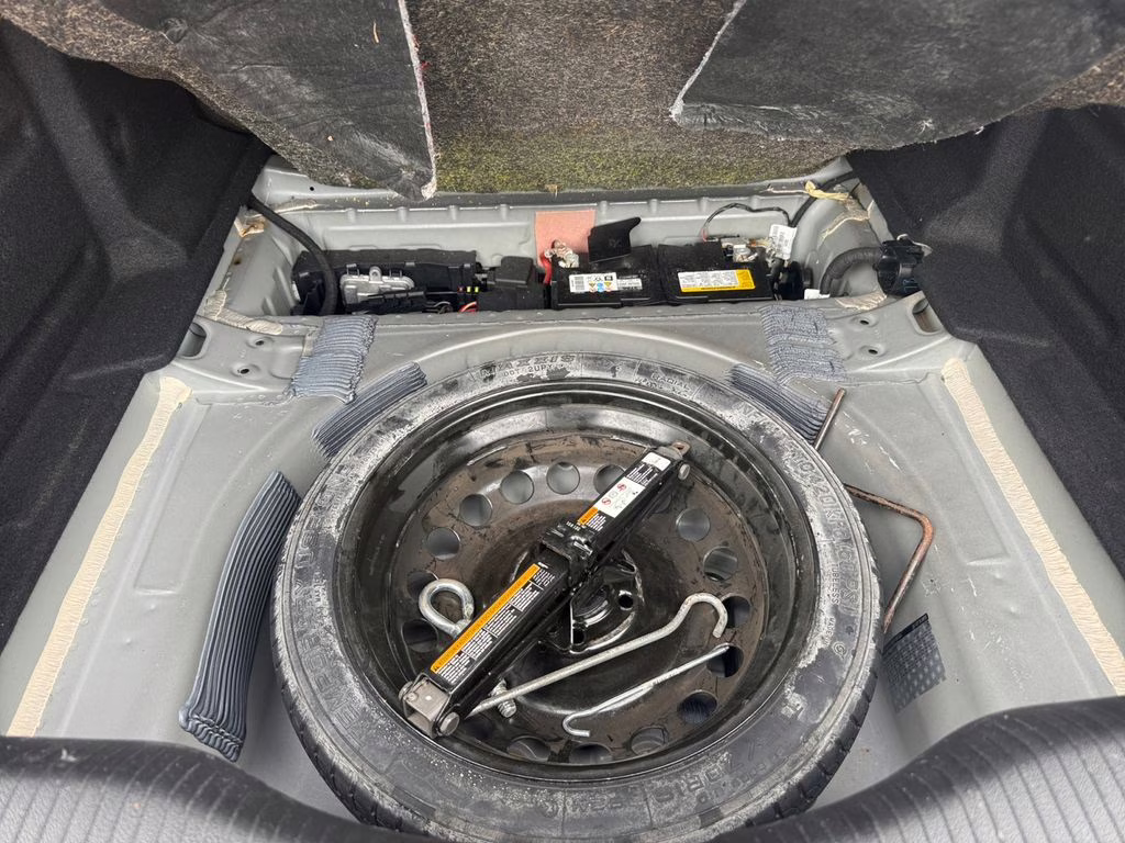 2018 Mosaic Black Metallic Chevrolet Cruze LS FWD Sedan