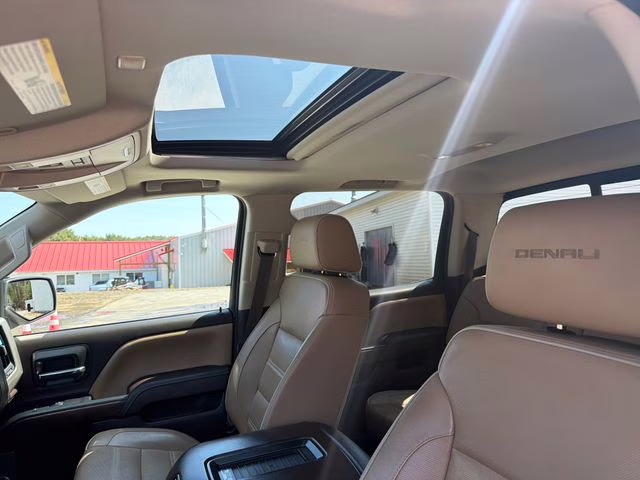2017 White Frost Tricoat GMC Sierra 1500 Denali 4X4 Truck