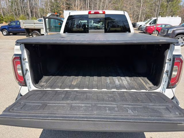 2017 White Frost Tricoat GMC Sierra 1500 Denali 4X4 Truck