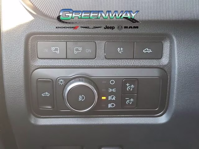 2024 Gray Metallic Ford Super Duty F-350 DRW Platinum 4X4 Truck