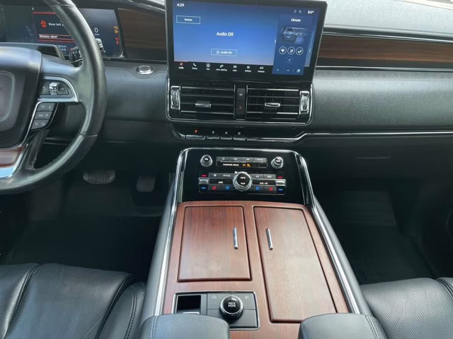 2022 Black Metallic Lincoln Navigator Reserve 4X4 SUV