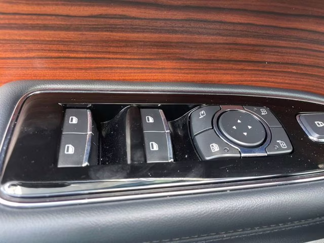 2022 Black Metallic Lincoln Navigator Reserve 4X4 SUV