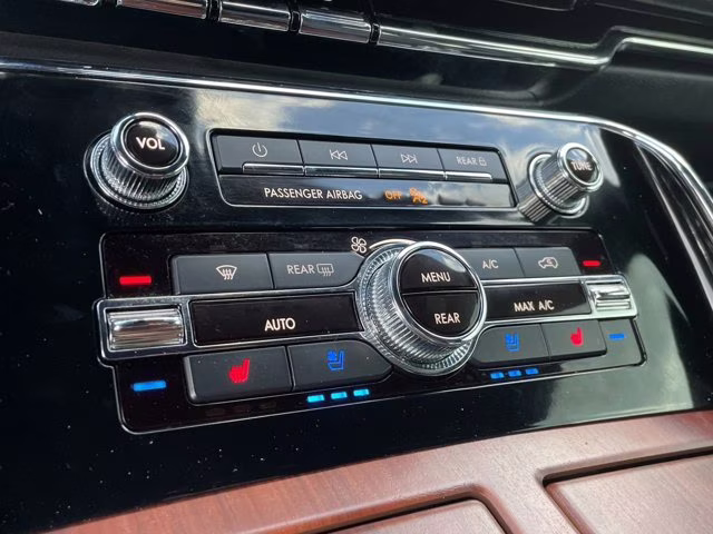 2022 Black Metallic Lincoln Navigator Reserve 4X4 SUV