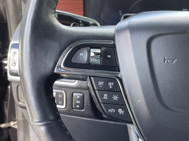 2022 Black Metallic Lincoln Navigator Reserve 4X4 SUV