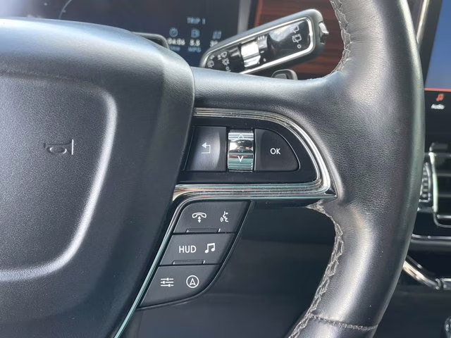 2022 Black Metallic Lincoln Navigator Reserve 4X4 SUV