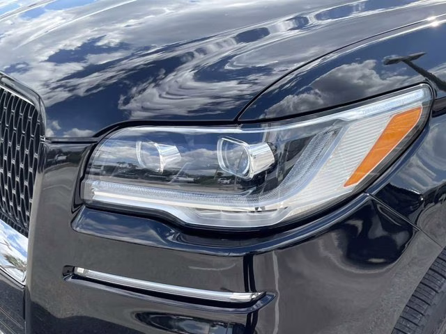 2022 Black Metallic Lincoln Navigator Reserve 4X4 SUV