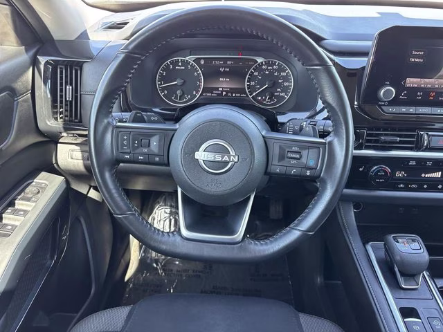 2024 Pearl White Tricoat Nissan Pathfinder SV FWD SUV