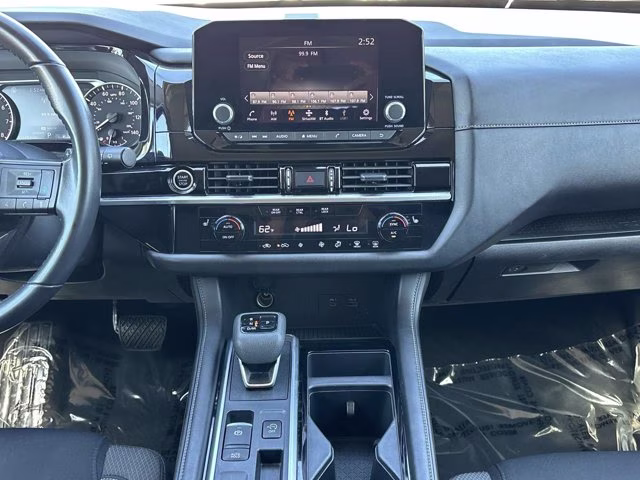 2024 Pearl White Tricoat Nissan Pathfinder SV FWD SUV