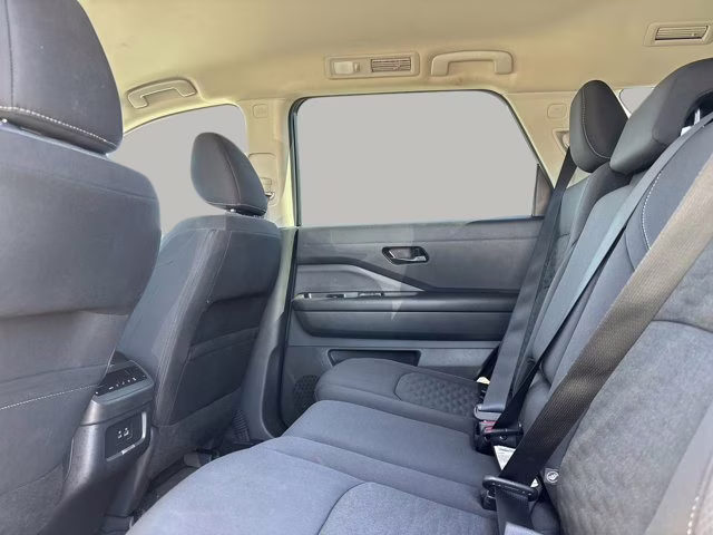 2024 Pearl White Tricoat Nissan Pathfinder SV FWD SUV