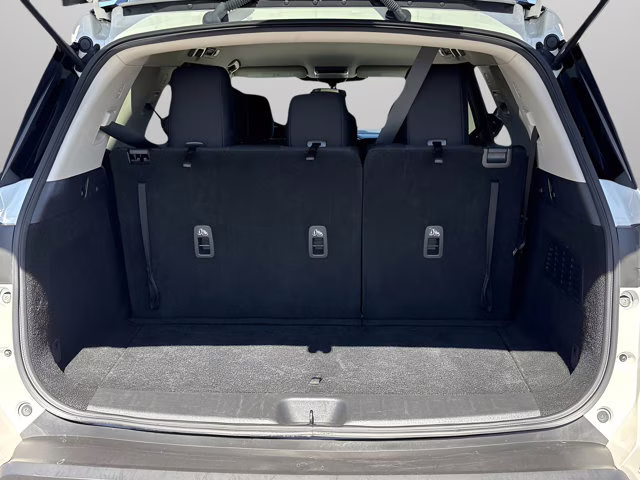 2024 Pearl White Tricoat Nissan Pathfinder SV FWD SUV