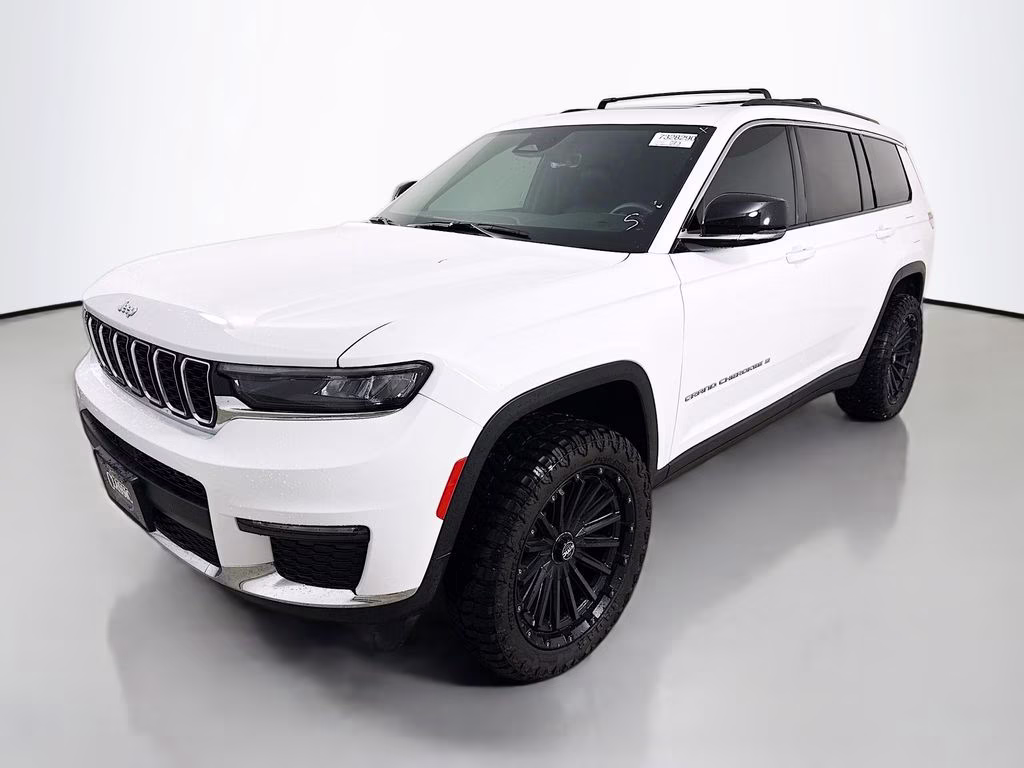 2025 Bright White Clearcoat Jeep Grand Cherokee L Limited 4X4 SUV