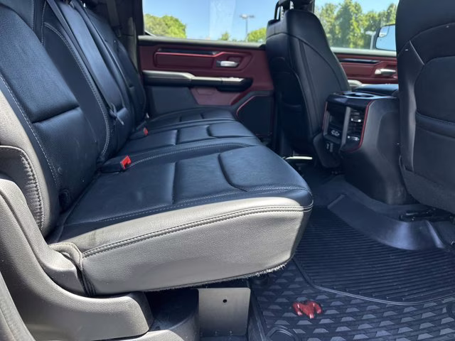 2019 Diamond Black Crystal Pearlcoat Ram 1500 Rebel 4X4 Truck