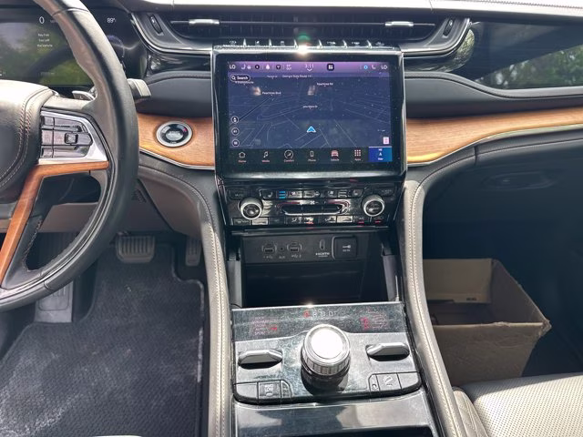 2025 Diamond Black Crystal Pearlcoat Jeep Grand Cherokee L Summit Reserve 4X4 SUV