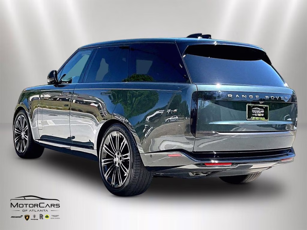 2024 Belgravia Green Metallic Land Rover Range Rover SE AWD SUV